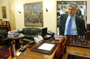 EKSKLUZIVNO: Ušli smo u tajnu sobu Đinđića u Vladi, najbezbedniju kancelariju u Srbiji!