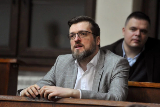 Nogo opet preti vešanjem! Omča za Vučića, Vulina, Anu Brnabić i Đorđevića