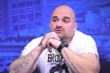 Minimaksov sin otvorio dušu: Istina o Arkanovom šamaranju njegovog oca i zašto je Karleuša mrtva za njega!