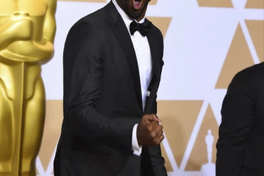 (VIDEO) Kobi regulisao saobraćaj u Los Anđelesu!