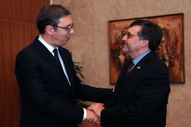 Palmer u Prištini razotkrio američke namere: Vučić zna da Srbija nikada neće ući u EU ako ne prizna Kosovo!