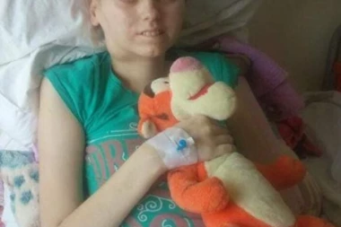POMOZIMO DRAGANI (14) DA OSTANE ŽIVA: Ima tumor na mozgu, hitno potreban novac za lečenje!