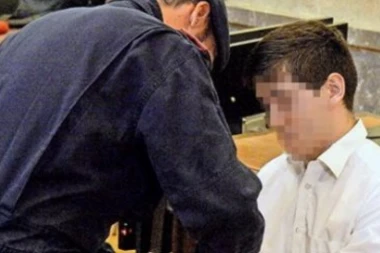 SRBIN (20) ČEKIĆEM NASMRT IZUBIJAO ZEMLJAKINJU U BEČU!