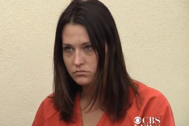 Učiteljica spavala sa dečakom i slala mu gole fotke, sada joj preti DUGA ROBIJA!