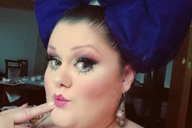 (FOTO) Šok transformacija! Bojana Stamenov totalno neprepoznatljiva: U ovom izdanju je nikada niste videli!