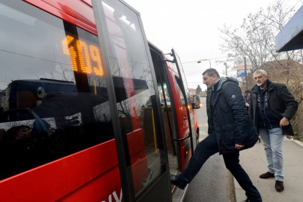 DO AERODROMA SAMO REGULARNIM AUTOBUSIMA: Ukida se minibus linija A1!