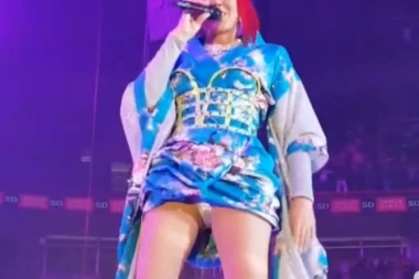 Paparaco: Breni na koncertu sevnule gaćice!