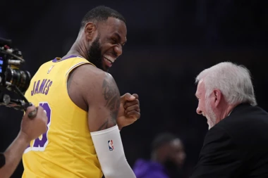 Lebron doveo svog prijatelja na mesto trenera Lejkersa!
