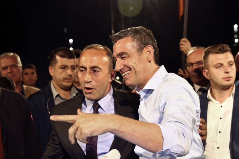 DVA ŠIPTARA ZARATILA?! Veselji i Haradinaj oči u oči samo na sastancima sa međunarodnim predstavnicima