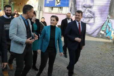 Premijerka otvorila novi kulturni centar: UDAHNUT NOV ŽIVOT NOVOSADSKOJ SVILARI