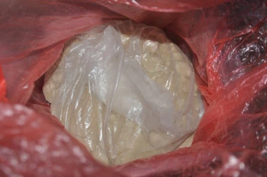 HAPŠENJE U NOVOM SADU: Policija kod muškarca iz Zrenjanina pronašla DROGU
