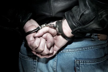 Hapšenje u Majdanpeku: Krio drogu na najčudnijem mestu!