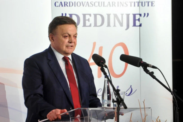 Direktor Dedinja ugrozio zaposlene i pacijente: Zaraženo 67 ljudi, Bojić neće da se testira?!