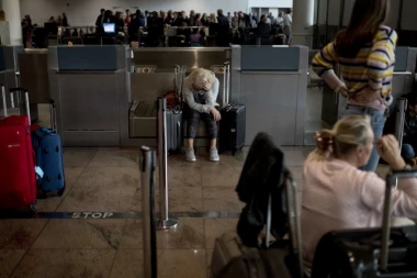 PUTNICI OČAJNI: Zbog štrajka radnika na briselskom aerodromu otkazano 130 letova i tu nije kraj