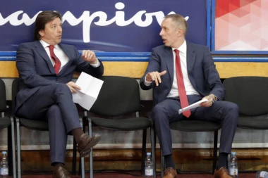 TOMIĆ: Teško je suzdržati emocije!