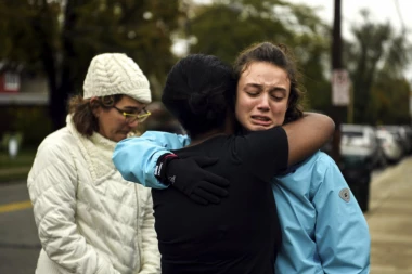 (FOTO) Ovo je zlotvor koji je sejao smrt u sinagogi - MRZEO JEVREJE I TRAMPA!