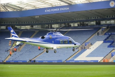 DIRLJIVE SCENE: Britanci se opraštaju od poginulih