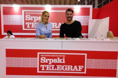 (VIDEO) Sara Reljić na našem štandu: Otkrila zbog čega nije više sa Vojketom!