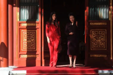 (FOTO) Tamara Vučić u Pekingu sa suprugom Si Đinpinga