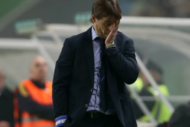 Lopetegi "zatvorio" trening, Konte čeka poziv...