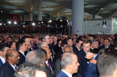 (FOTO) Vučić prisustvovao otvaranju novog aerodroma u Istanbulu