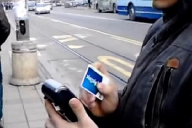 BUS PLUS SE OGLASIO NAKON INCIDENTA: Molimo građane da ne ulaze u konflikte, kontrolorka suspendovana