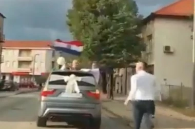 URNEBESNA SCENA U ŠIROKOM BRIJEGU: Svatovi zaboravili mladoženju!
