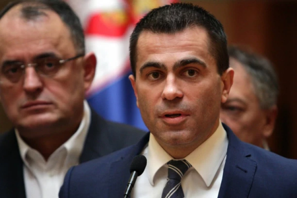 Milićević: Opozicija stalno kuka o medijima u medijima!