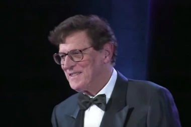 POZNATI PITANJIMA REŠETALI NAŠEG IDOLA IZ DETINJSTVA: "Grand"  traumira decu!