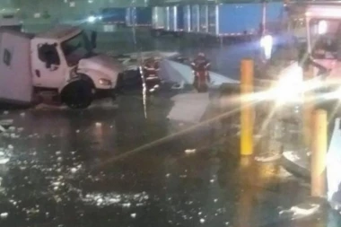 U udaru oluje se srušila čitava zgrada: Jedna osoba poginula!