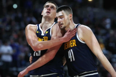 SRBIN PONIŽEN: Jokić zaplesao sa Polom, pa završio na "rolerima"