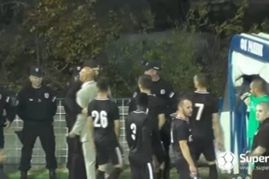 SLS: Povukao tim zbog penala pa se usput posvađao sa navijačem