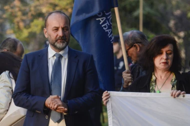 E, MOJ SAŠA: Zeleni napustili Jankovićev blok