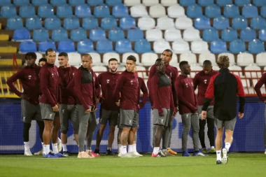 (FOTO) Salah i drugari istrčali na "Marakanu": Evo kakva je atmosfera u Klopovoj "četi" pred Zvezdu!