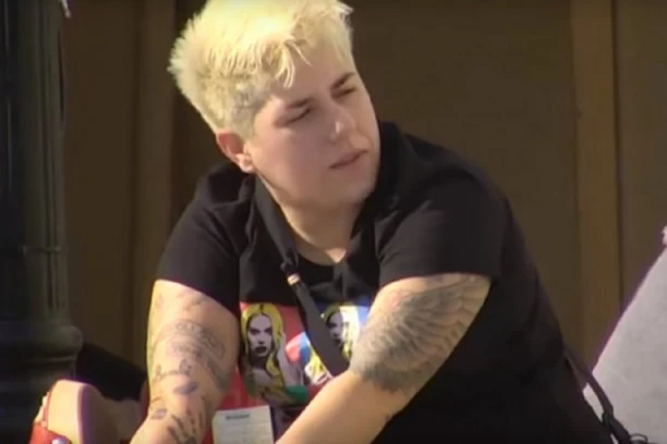 (VIDEO) MALI ĆE SE RODITI SA NEKIM DEFEKTOM! Isplivao ŠOK SNIMAK, Matora klela zadrugarkino DETE!