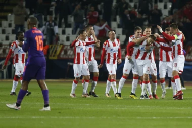 Zvezdi prija Topola!