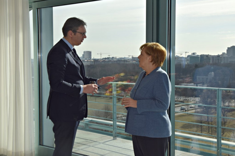 "Razgovaraću sa Merkelovom o Folksvagenu"