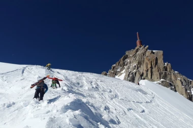 OPASNOST U AUSTRIJI: Šestoro osoba stradalo u lavinama!