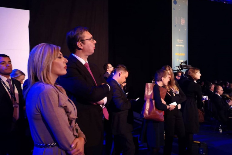 (FOTO) Vučić oduševio u Helsinkiju: Srpski predsednik dobio najveći aplauz na Kongresu Evropske narodne partije