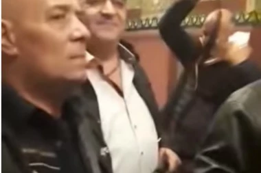 (VIDEO) Da se naježiš: Hrvati i Srbi otpevali jednu od najlepših narodnih pesama