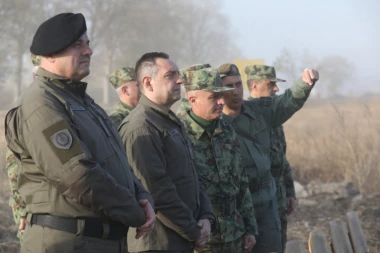 Vulin: Stvorena je vojska koja može da se nosi sa svim izazovima!