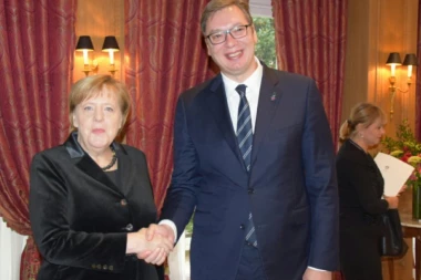 Sramna nemačka pretnja Srbiji: NEMATE ŠTA DA TRAŽITE S AMERIMA