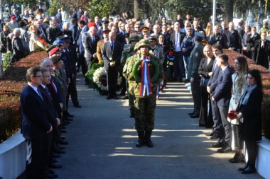 Dan Pobede obeležen i u Beogradu: Stefanović predvodio centralnu državnu ceremoniju