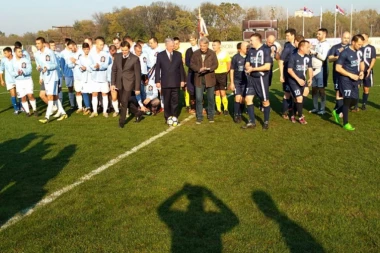 ZA PRIHVATILIŠTE I DECU: Odigrana humanitarna utakmica u čast VELIKE POBEDE Srbije