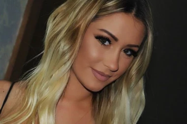 OPLJAČKANA ALEKSANDRA BURSAĆ Pevačici lopovi odneli sav novac i dragocenosti! A evo kako je sve IZGLEDALO!