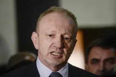 ĐILAS VEĆ RAZDELIO FUNKCIJE: On bi bio predsednik, Obradović premijer, a evo koje mesto bi pripalo Jeremiću