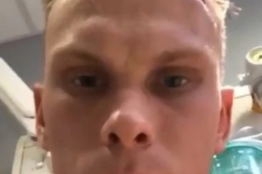 OVO GLEDATE NA SVOJU ODGOVORNOST: Golman završio sa rupom u glavi