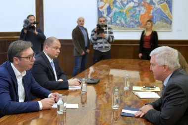 SASTANAK VUČIĆA I SKOTA: Predsednik pohvalio trgovinsku razmenu između Srbije i SAD