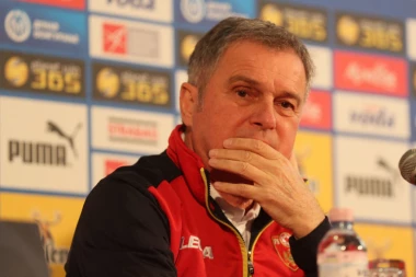 TUMBAKOVIĆ PRED KOMŠIJSKI DUEL: Kolarov i Matić će dati dodatni pečat!