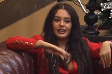 (VIDEO) Ovo je vrhunac svega: Ana Korać se transfromiše u Aleksandru Subotić!